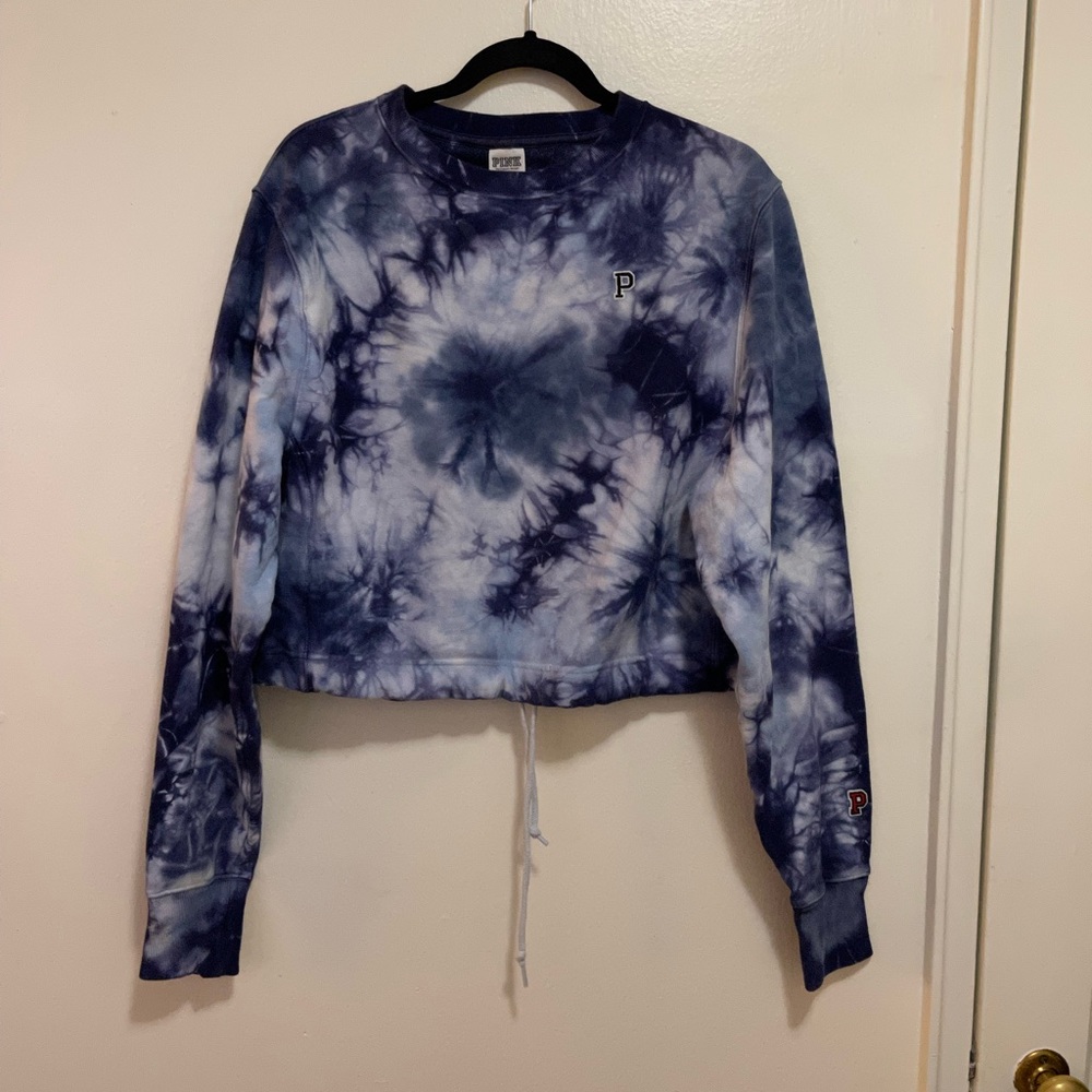 PINK semi cropped sweater with adjustable string